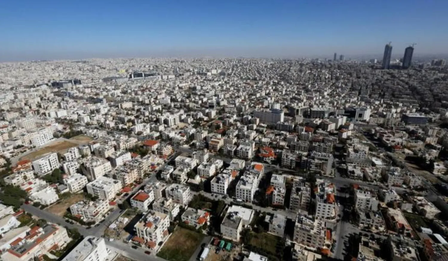 صورة عامة للعاصمة عمان (أرشيفية - رويترز)