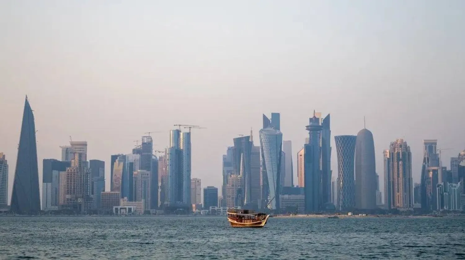 المروحية القطرية سقطت ‌في ‌المياه ​الإقليمية ‌بعد تعرضها ‌لعطل فني (أ.ف.ب)