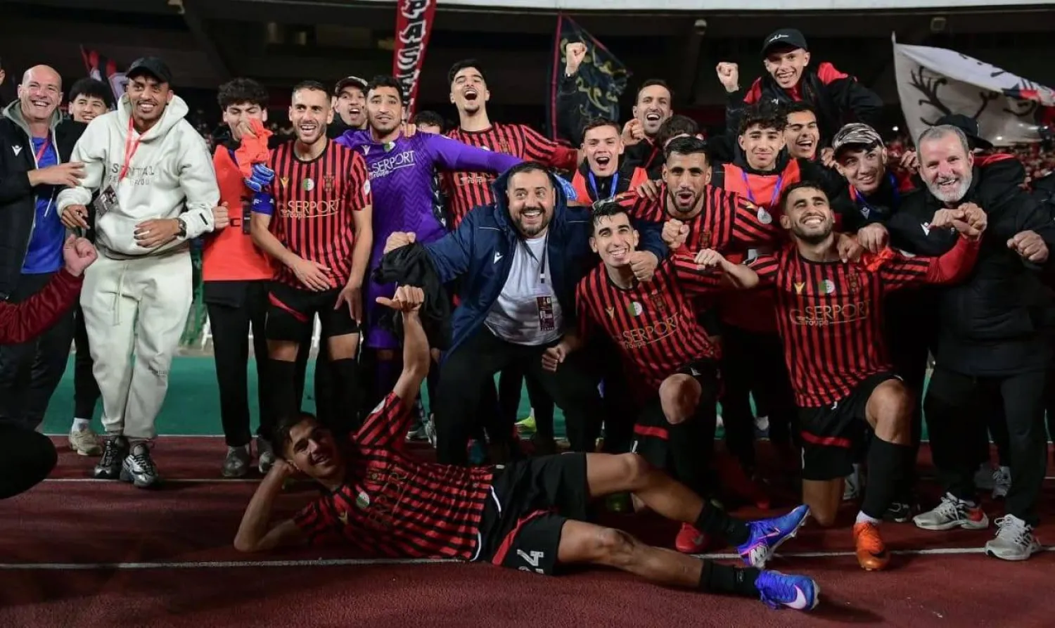 فرحة لاعبي اتحاد العاصمة الجزائري بالفوز على مانيما (نادي اتحاد العاصمة)