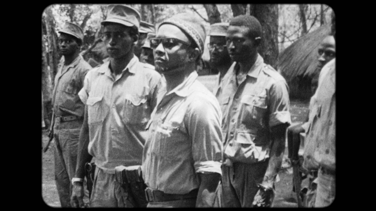 جمع المخرج أرشيفاً عن بطل الفيلم من عدة دول (الشركة المنتجة)