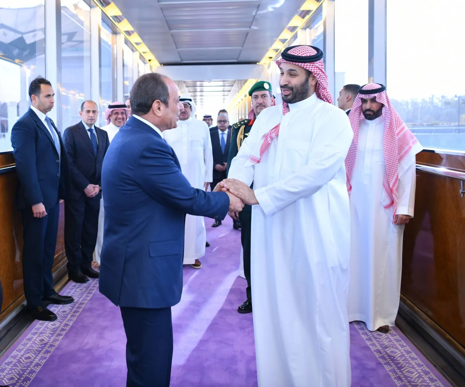 ولي العهد السعودي الأمير محمد بن سلمان خلال استقبال الرئيس المصري (الرئاسة المصرية)