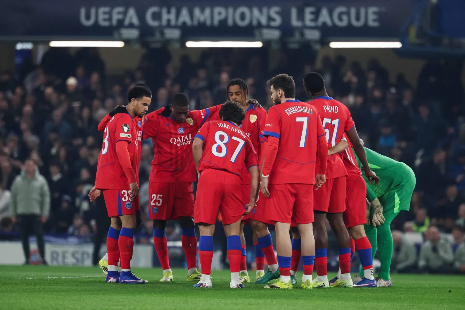 «رابطة الدوري الفرنسي» أجلت مباراة باريس سان جيرمان على أرضه أمام نانت قبل مواجهة تشيلسي بدور الـ16 (أ.ف.ب)