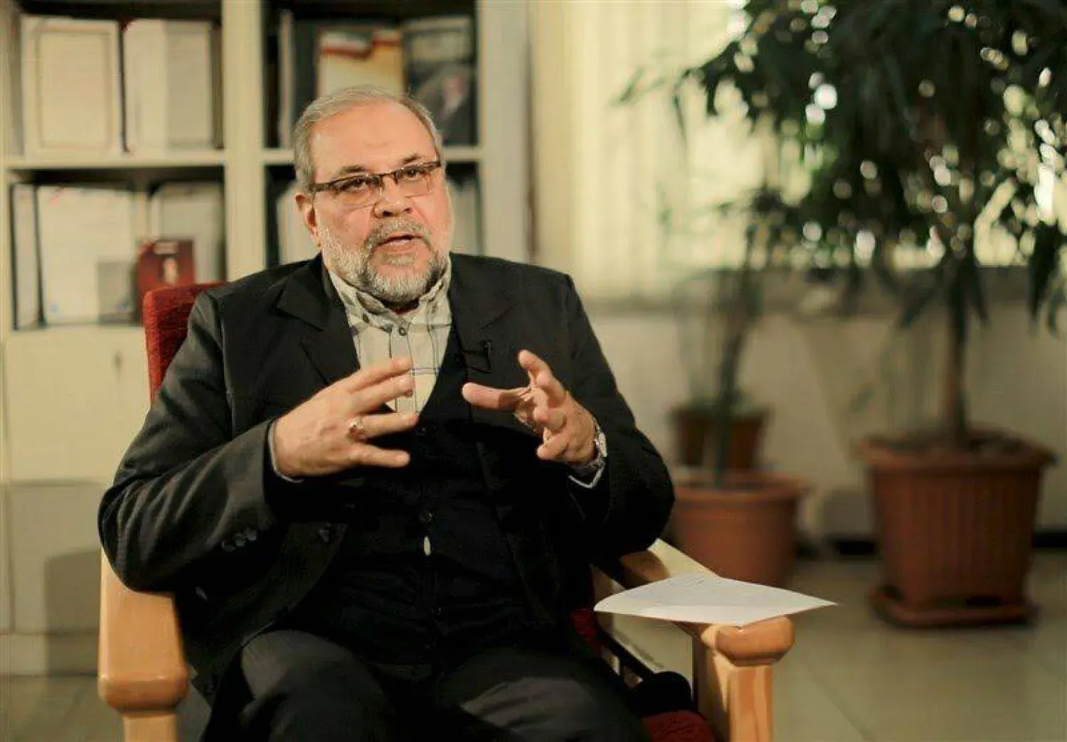 Muhammed Bakır Zülkadir, Aralık 2020’de İran Devrim Muhafızları Ordusu’na (DMO) bağlı Tesnim Haber Ajansı’na verdiği röportajda ​​konuşuyor. (Arşiv)