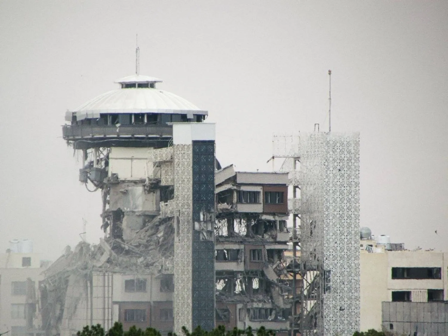 مبنى تابع لشركة صناعات الإلكترونيات الإيرانية (صاإيران) في أصفهان (شبكات التواصل)