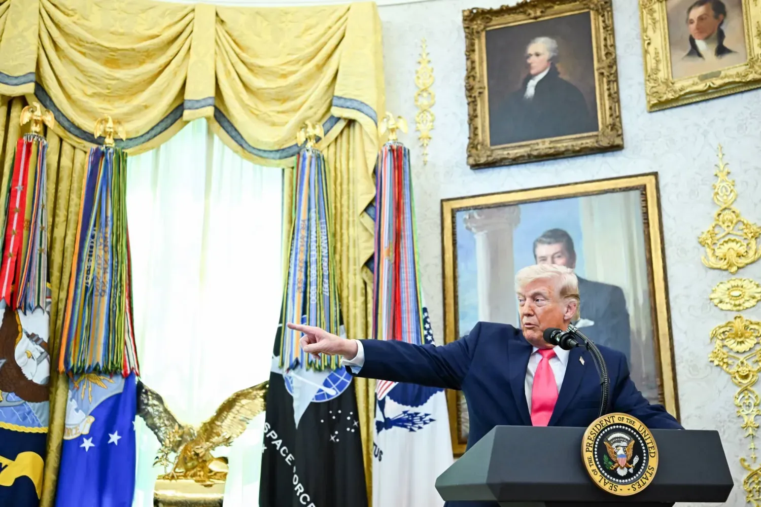 ABD Başkanı Donald Trump, bugün Beyaz Saray’da basın mensuplarına açıklamalarda bulundu (AFP)