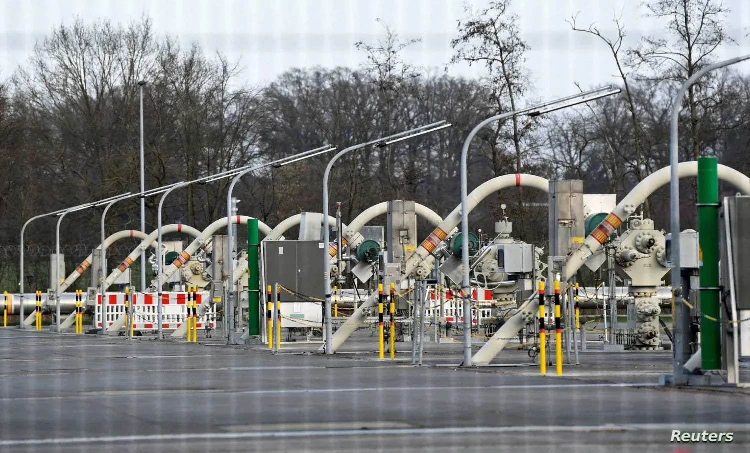 منشأة للغاز الطبيعي في فرنسا (رويترز)