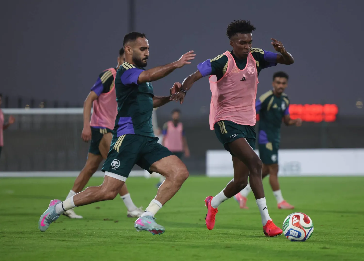من تدريبات المنتخب السعودي الرديف في جدة (الشرق الأوسط)