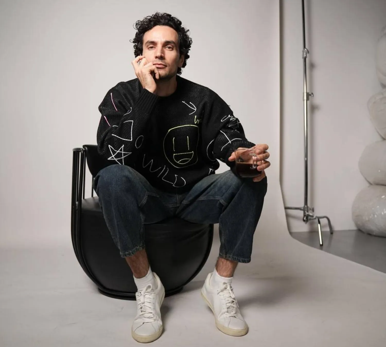 آدم يعدُّ والده محمد بكري مثله الأعلى (الشرق الأوسط)