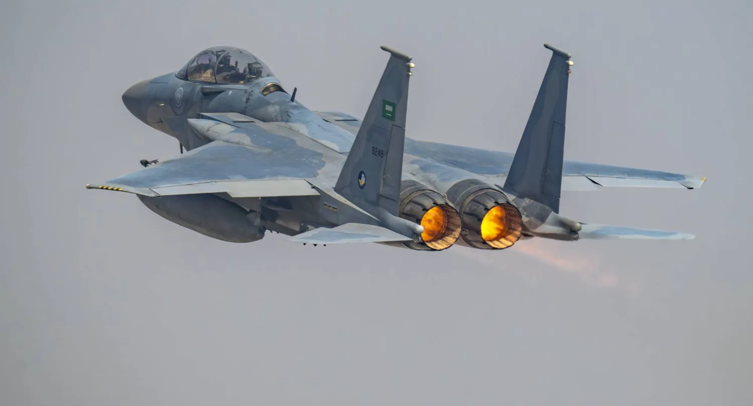 الدفاعات الجوية السعودية دمرت 37 طائرة مسيّرة في المنطقة الشرقية (وزارة الدفاع)