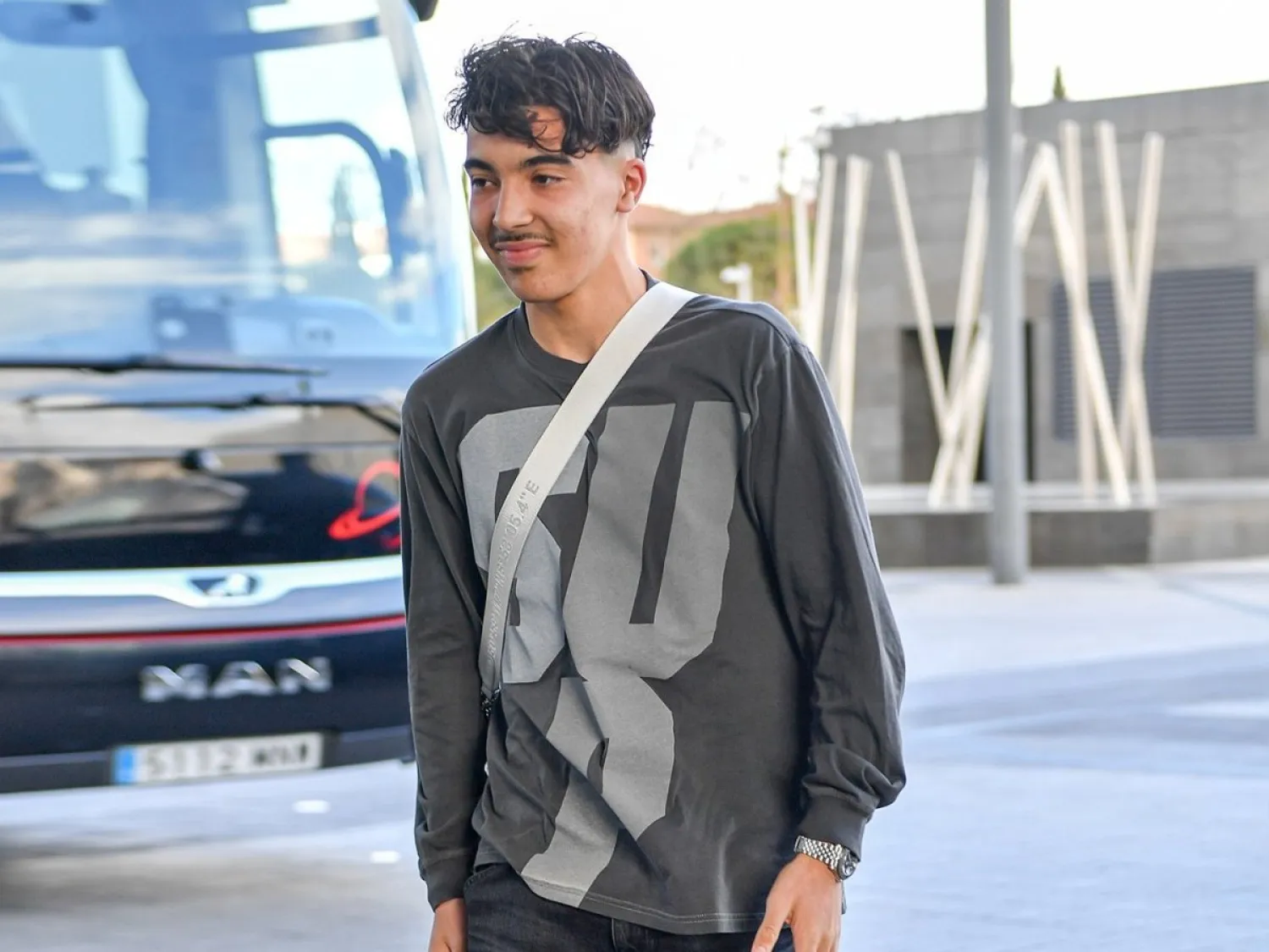 ريان بونيدا لحظة انضمامه إلى معسكر المنتخب المغربي (الاتحاد المغربي لكرة القدم)