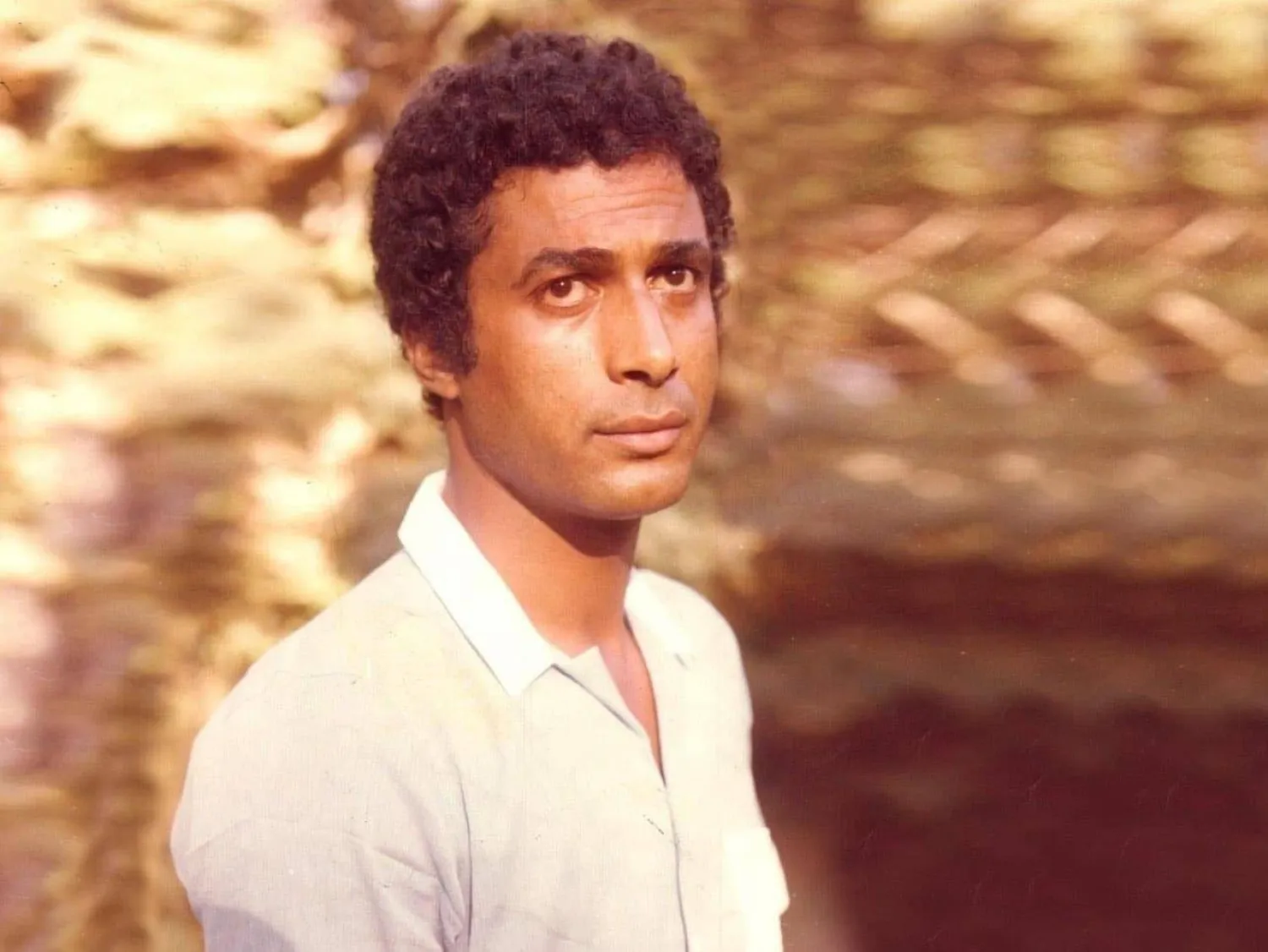 الفنان أحمد زكي المُلقَّب بـ«النمر الأسود» (فيسبوك)