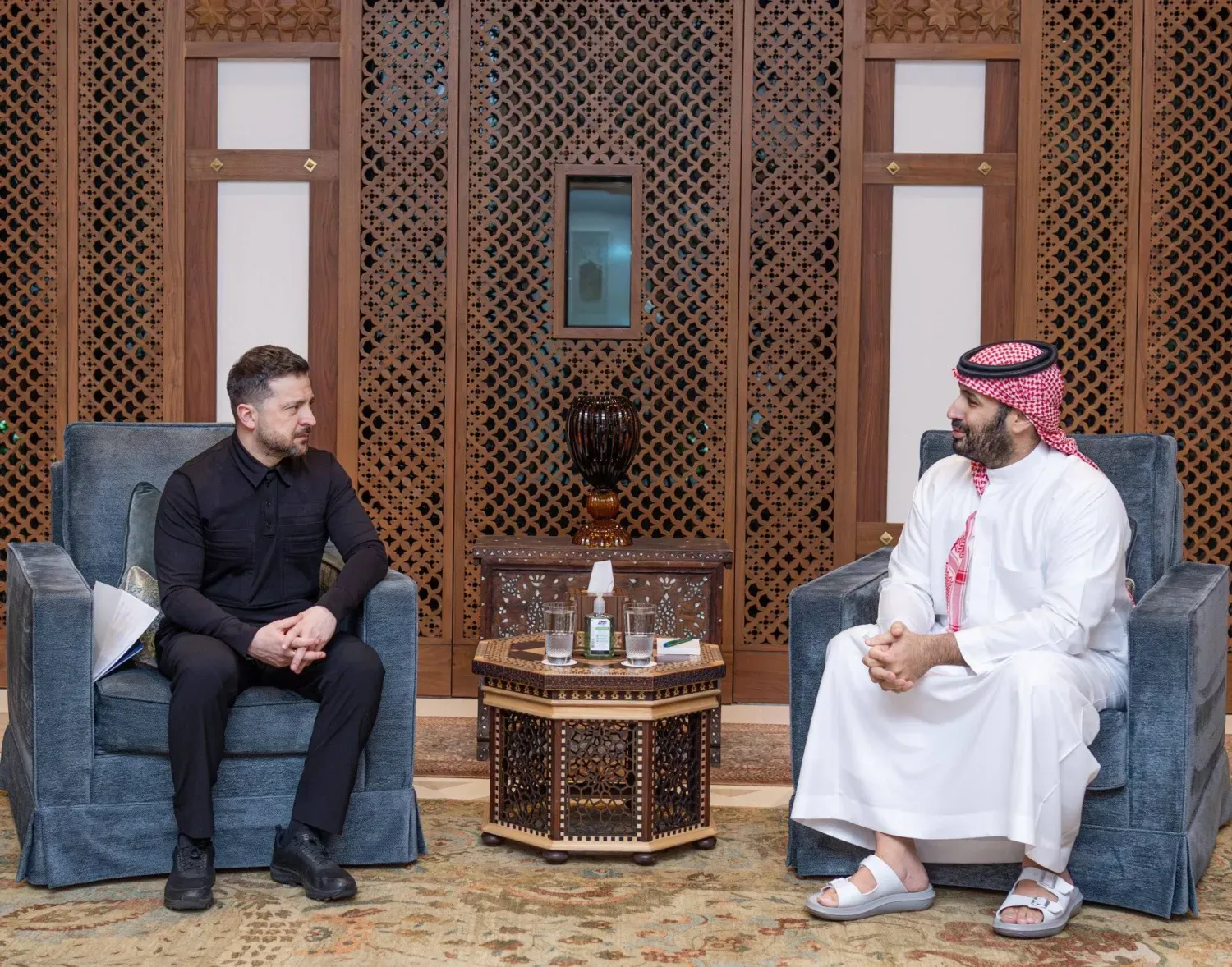 Suudi Arabistan Veliaht Prensi Muhammed bin Selman, Cidde'de Ukrayna Devlet Başkanı Volodimir Zelenskiy ile görüştü (SPA)