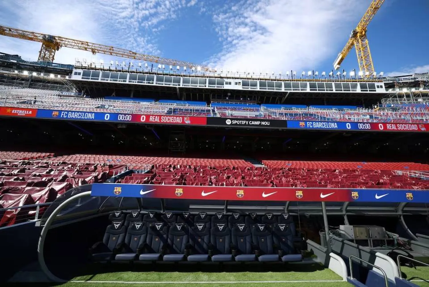 ملعب «سبوتيفاي كامب نو» الخاص بنادي برشلونة (رويترز)