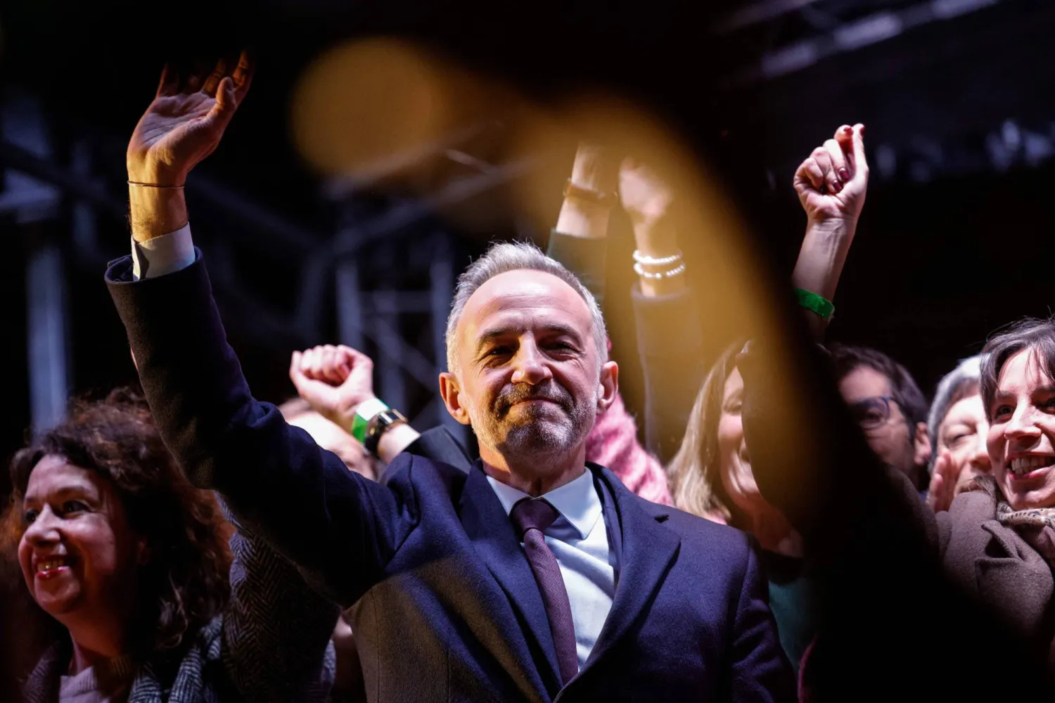 رئيس بلدية باريس المنتخب إيمانويل غريغوار (أ.ف.ب)