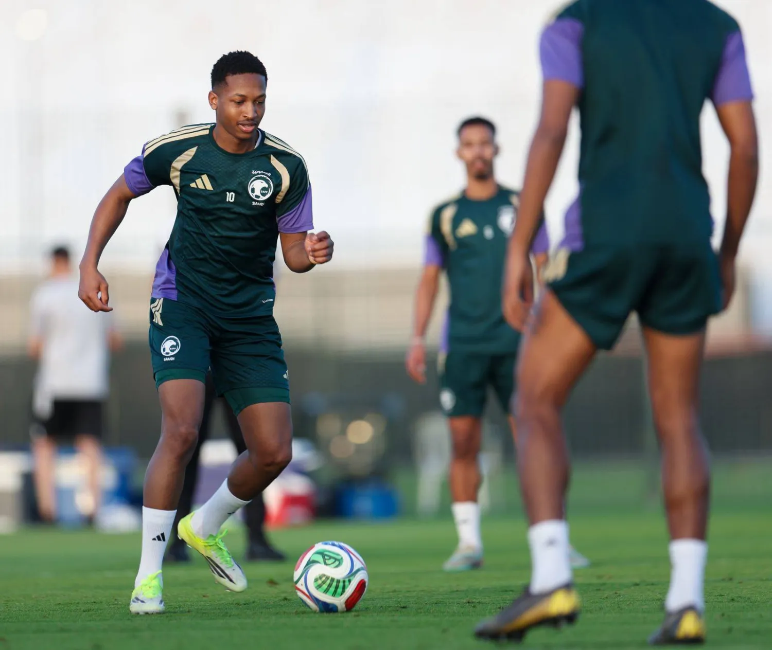 فهد الزبيدي خارج معسكر المنتخب الرديف (الاتحاد السعودي) 