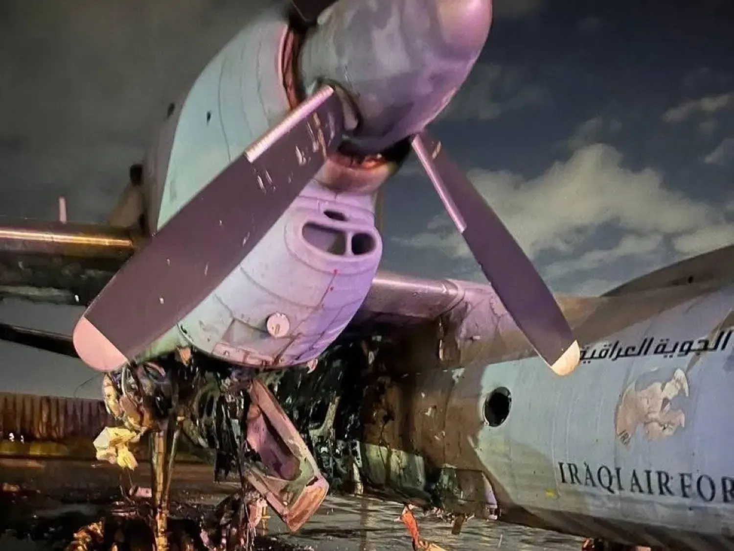 Şehit Muhammed Ala Hava Üssü'nde imha edilen uçak (Irak Savunma Bakanlığı)