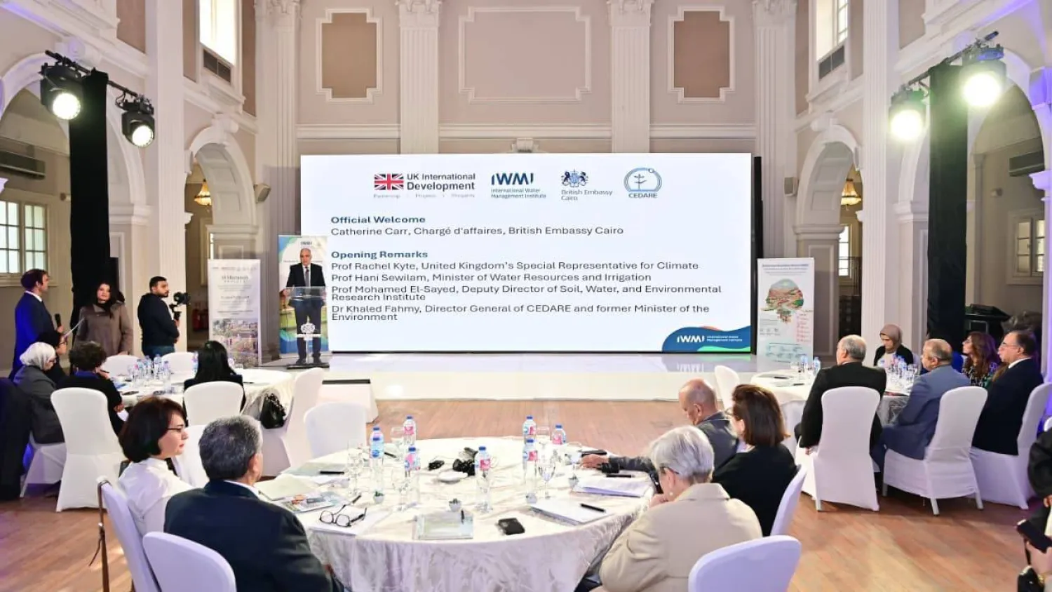 وزير الري المصري خلال حفل مشروع «المرونة المائية» بالسفارة البريطانية في القاهرة الثلاثاء (مجلس الوزراء المصري)