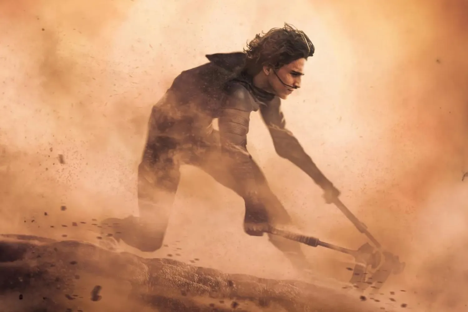 Denis Villeneuve, Dune: Çöl Gezegeni'ndeki çöl sahnelerini Birleşik Arap Emirlikleri'nin başkenti Abu Dabi'de çekti (Warner Bros.)