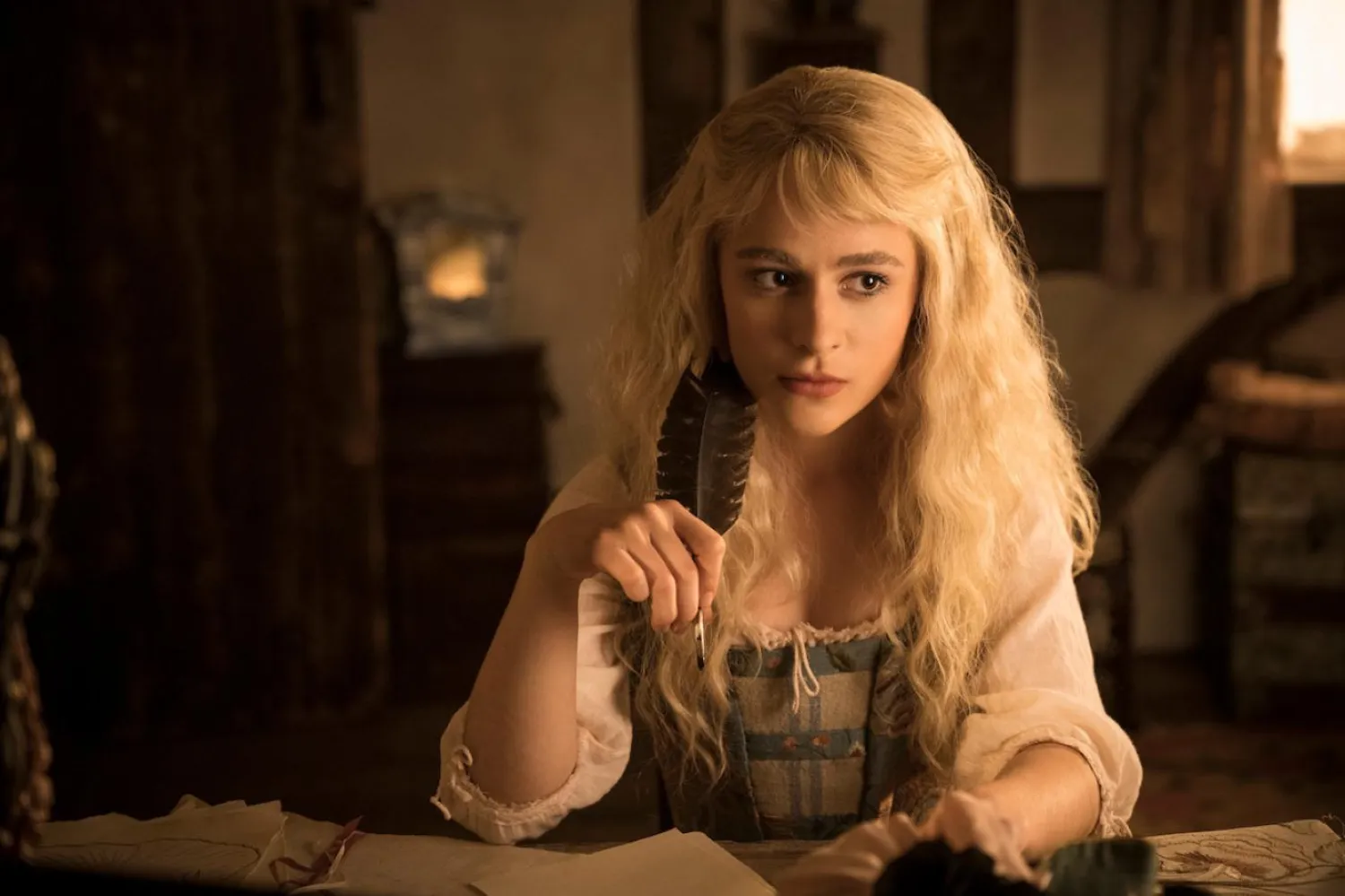 24 yaşındaki Sophia Anne Caruso, Beterböcek'in (Beetlejuice) Broadway prodüksiyonunda Lydia Deetz karakterini canlandırarak büyük çıkışını yaptı (Netflix)