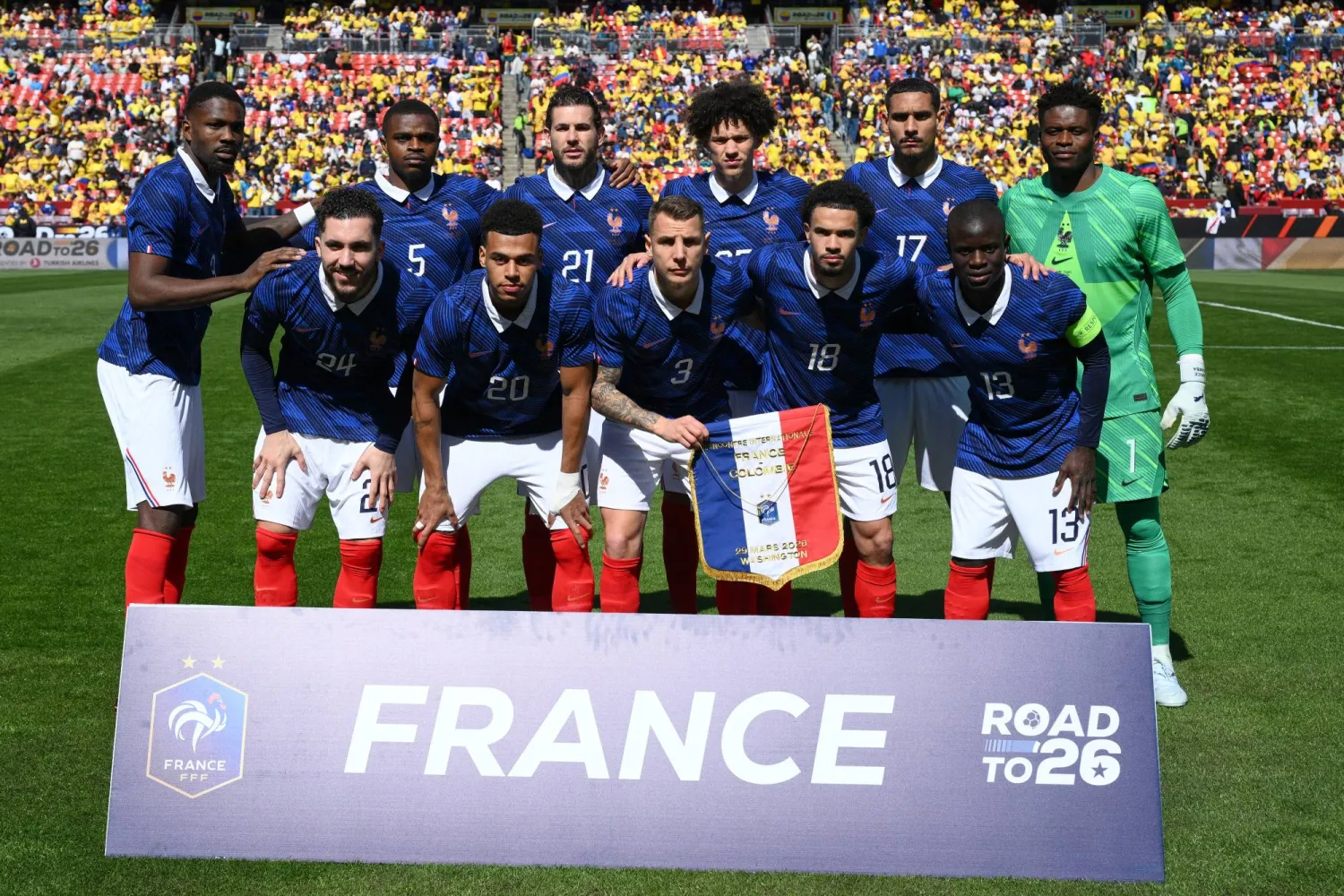 تصدر المنتخب الفرنسي التصنيف العالمي للمنتخبات من «الاتحاد الدولي لكرة القدم - فيفا» (أ.ب)