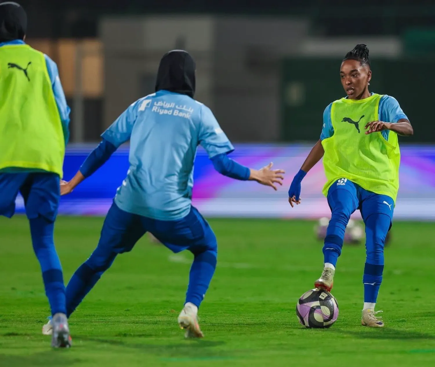 الهلال يستضيف القادسية على ملعبه ذهاباً (الشرق الأوسط)