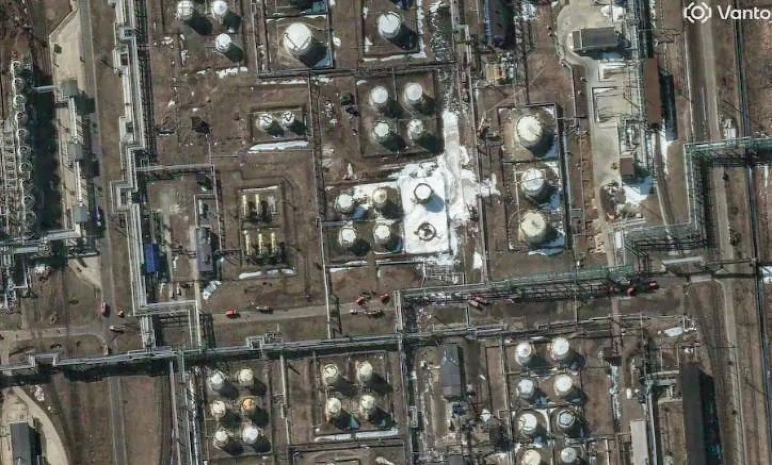 صورة جوية تُظهر أضرار مصفاة نفط روسية بعد هجوم أوكراني في ياروسلافل شمال شرق موسكو بتاريخ 28 مارس 2026 (رويترز)