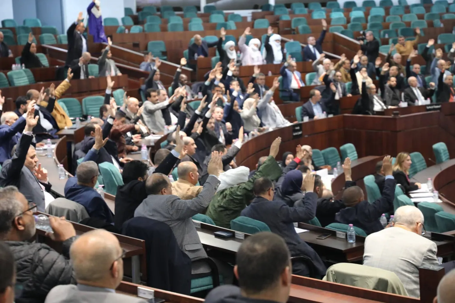 من جلسة التصديق على تعديل قانون الانتخابات في الغرفة البرلمانية السفلى (البرلمان)