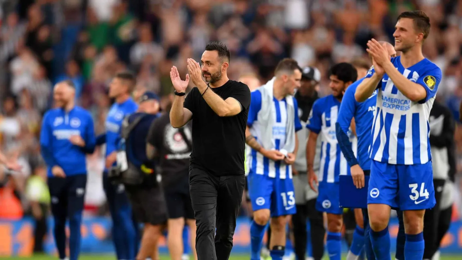 أنهى برايتون موسم 2022-2023 تحت قيادة دي زيربي في المركز السادس... وهو أفضل مركز له في تاريخ النادي (غيتي)