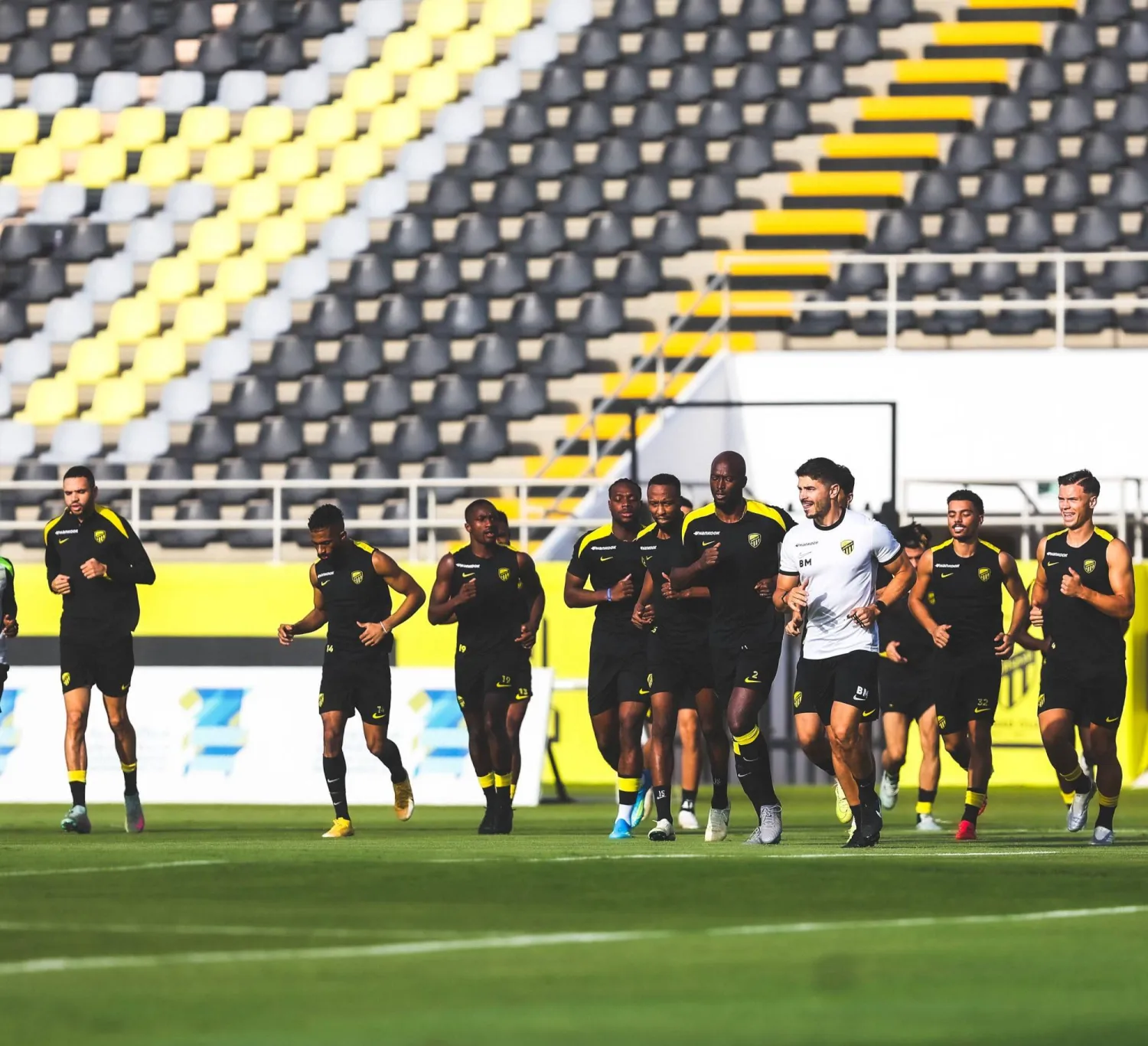 لاعبو الاتحاد خلال التدريبات الأخيرة (موقع النادي)