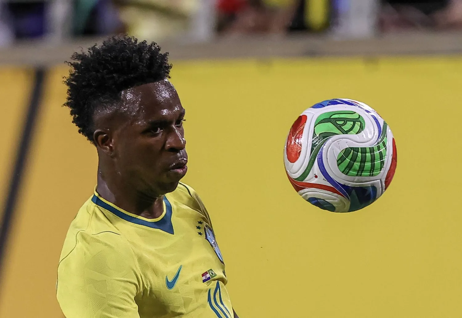 البرازيلي فينيسيوس جونيور لاعب ريال مدريد (إ.ب.أ)