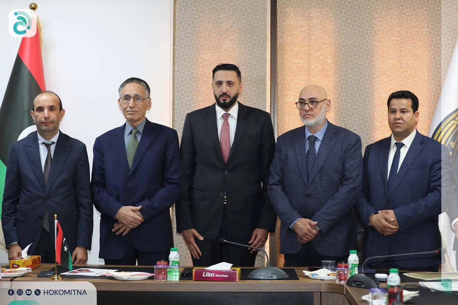 صورة وزعتها حكومة «الوحدة» الأحد لاستلام وزيرها للاقتصاد مهام عمله بطرابلس 