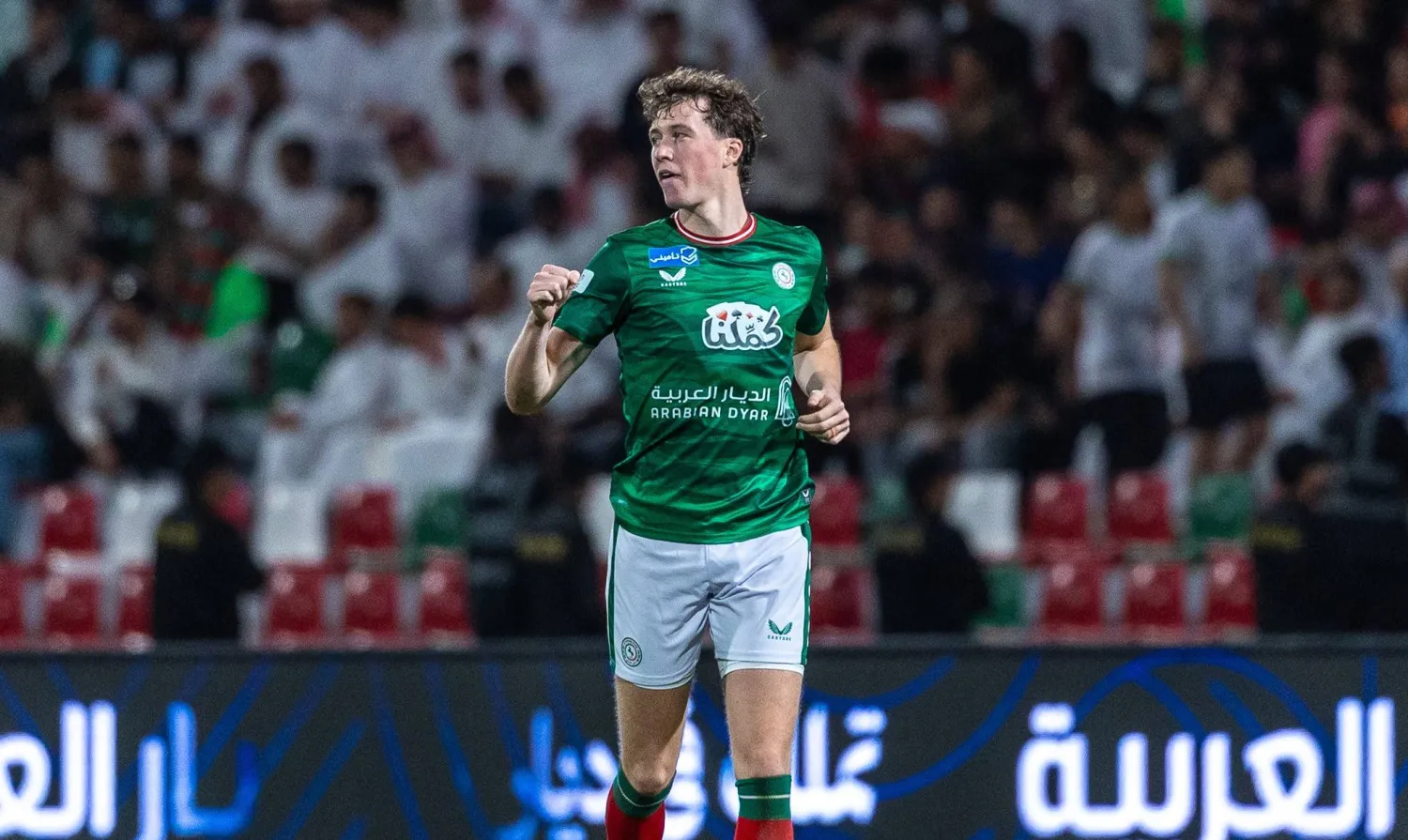 هيندري يحتفل بهدفه في شباك القادسية (تصوير: عيسى الدبيسي) 