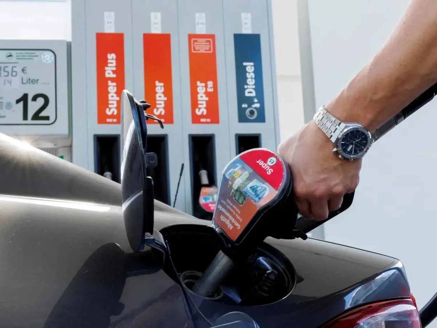 محطة وقود في ألمانيا (إكس)