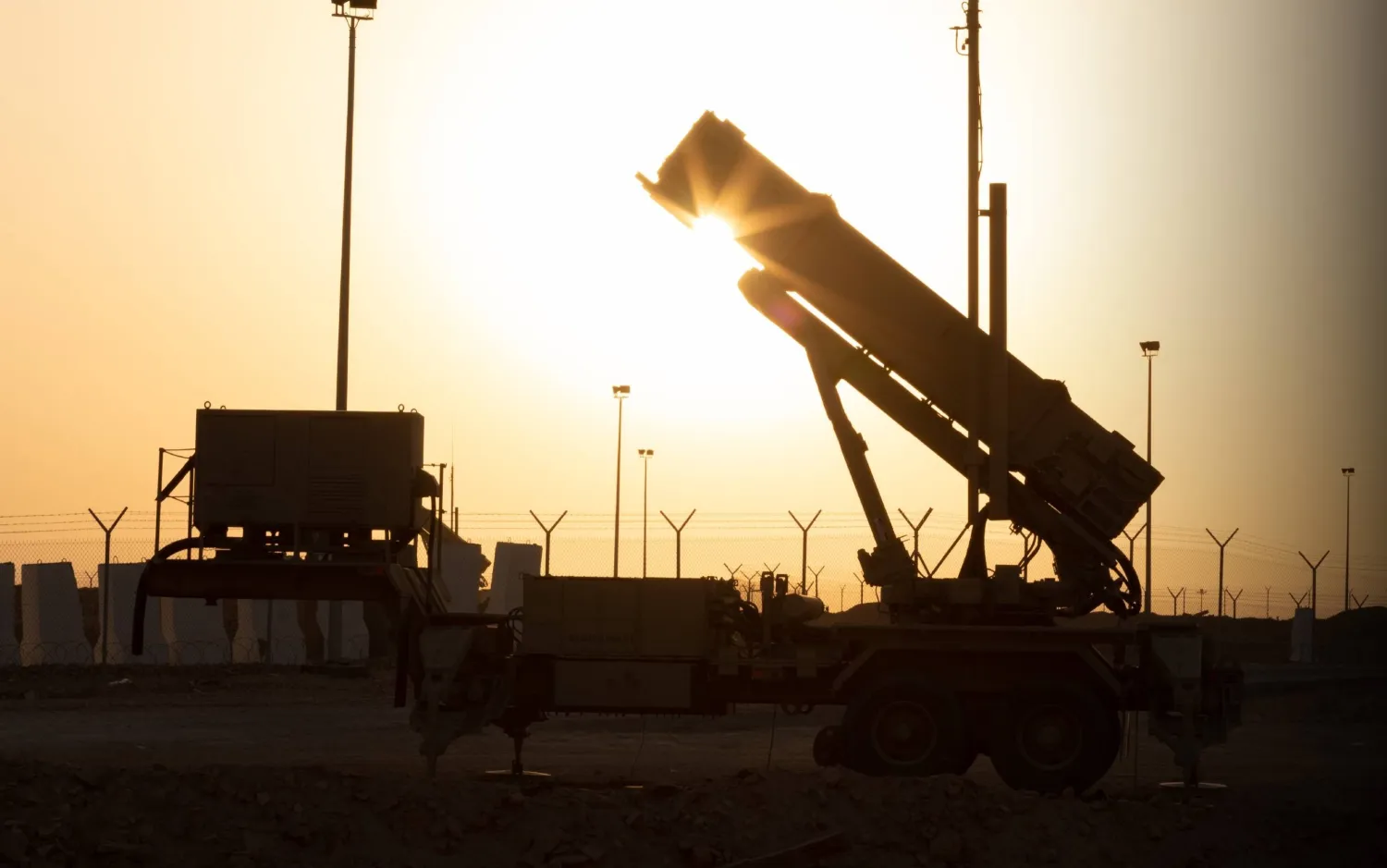 «الدفاعات الجوية» السعودية تواصل التصدي للاعتداءات الإيرانية (وزارة الدفاع السعودية)