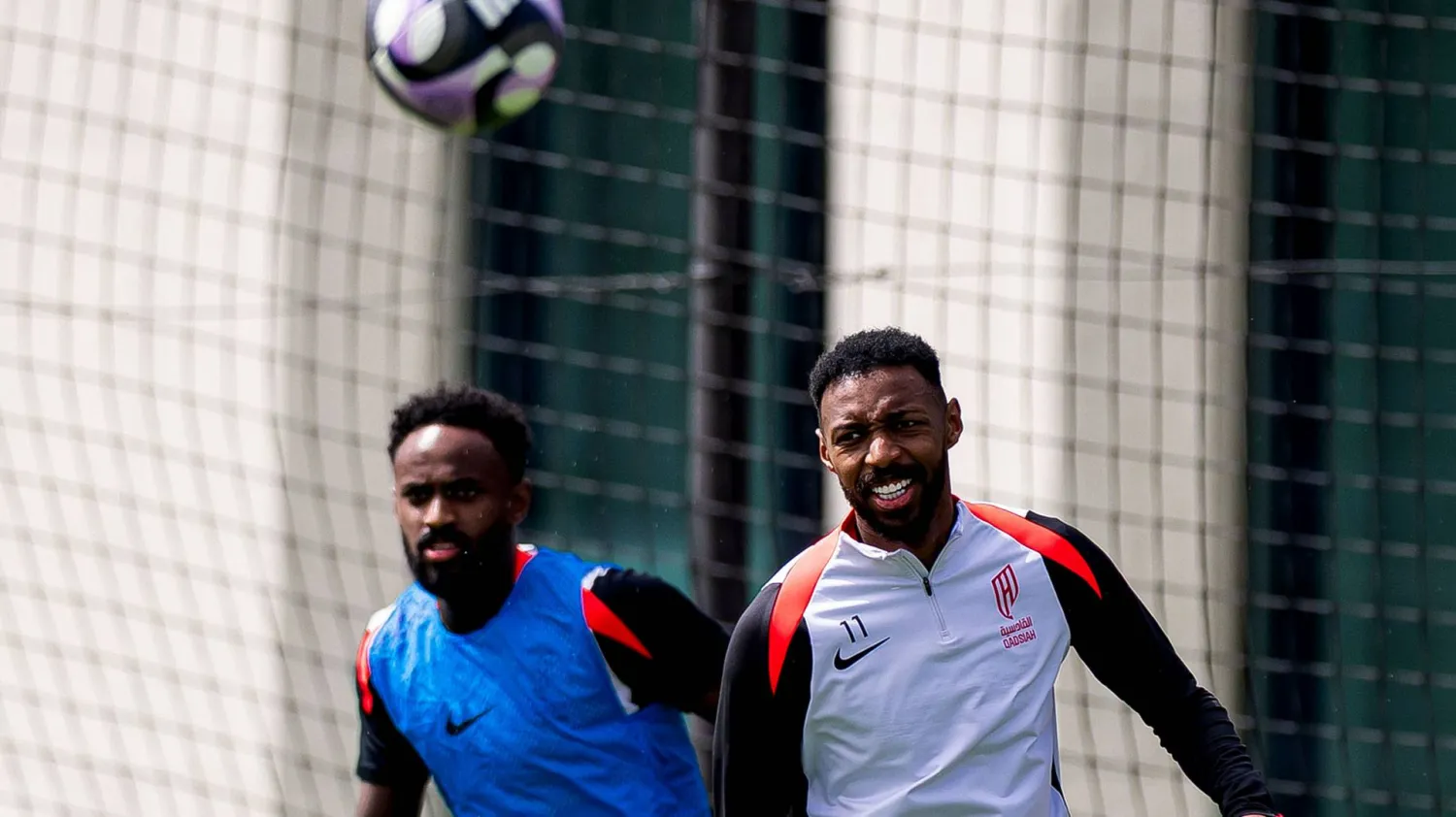 من استعدادات القادسية لمواجهة ضمك (موقع النادي)