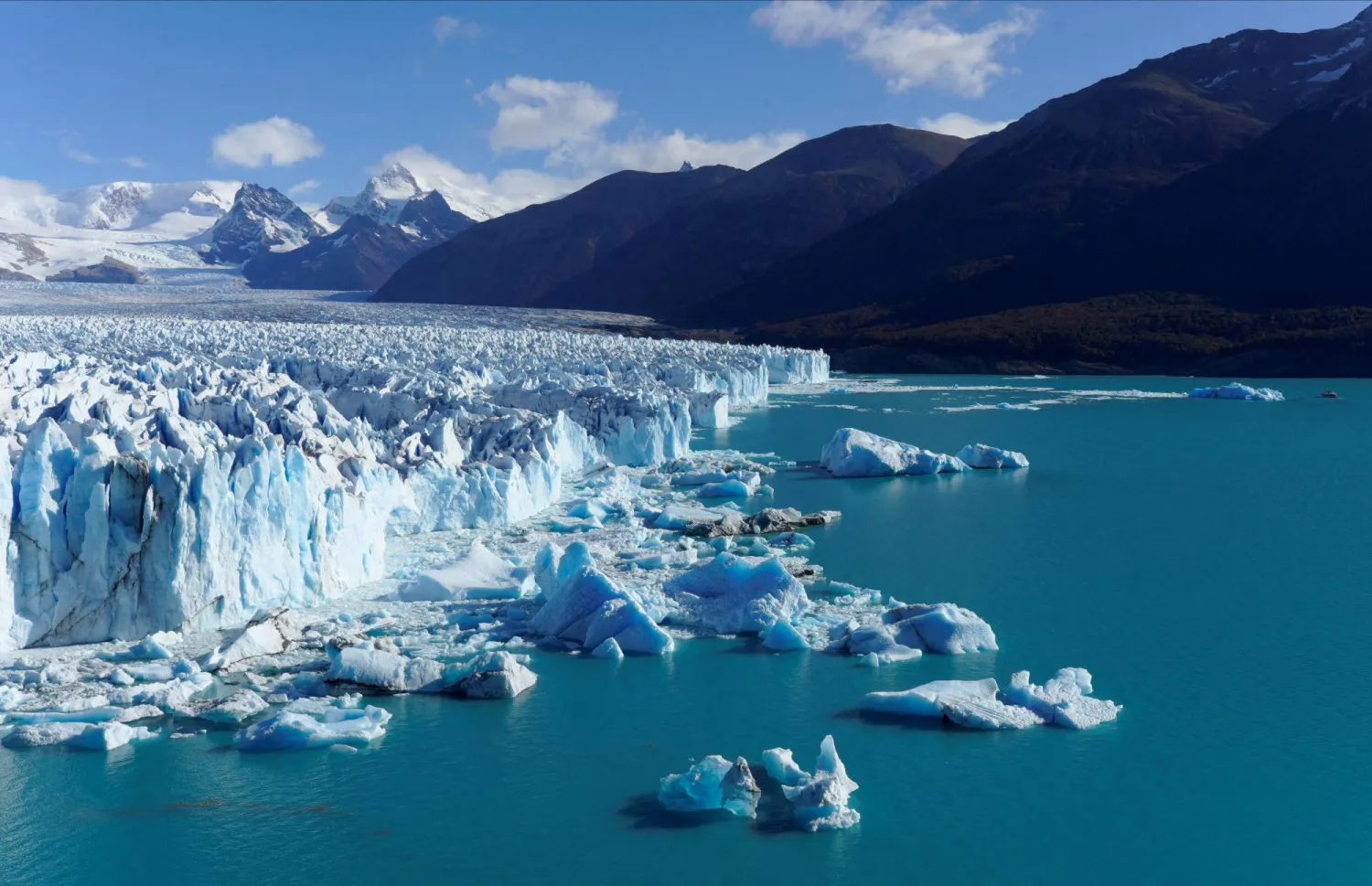 FILE PHOTO: A general view of the Perito Moreno glacier, near the city of El Calafate in the Patagonian province of Santa Cruz, Argentina April 21, 2025. REUTERS/Bernat Parera/File Photo
