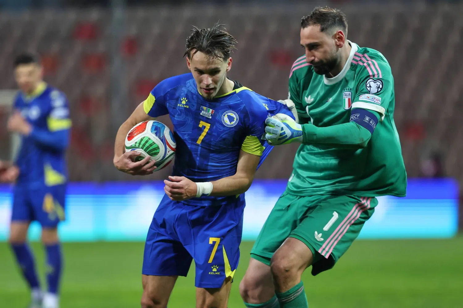 جيانلويغي دوناروما (أ.ب)