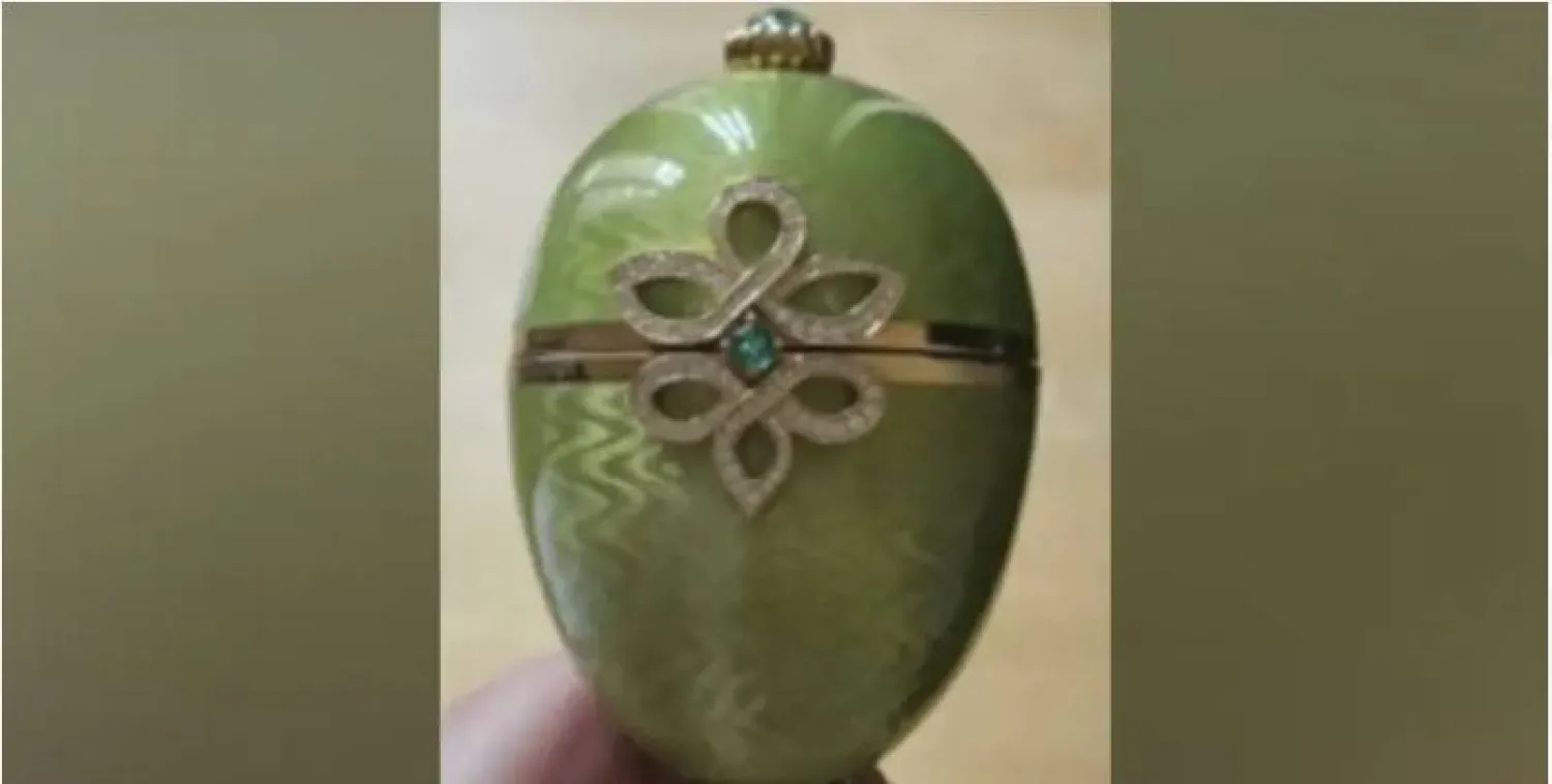 سارق حقيبة يتخلّى عن «بيضة فابرجيه» نادرة مقابل المخدرات