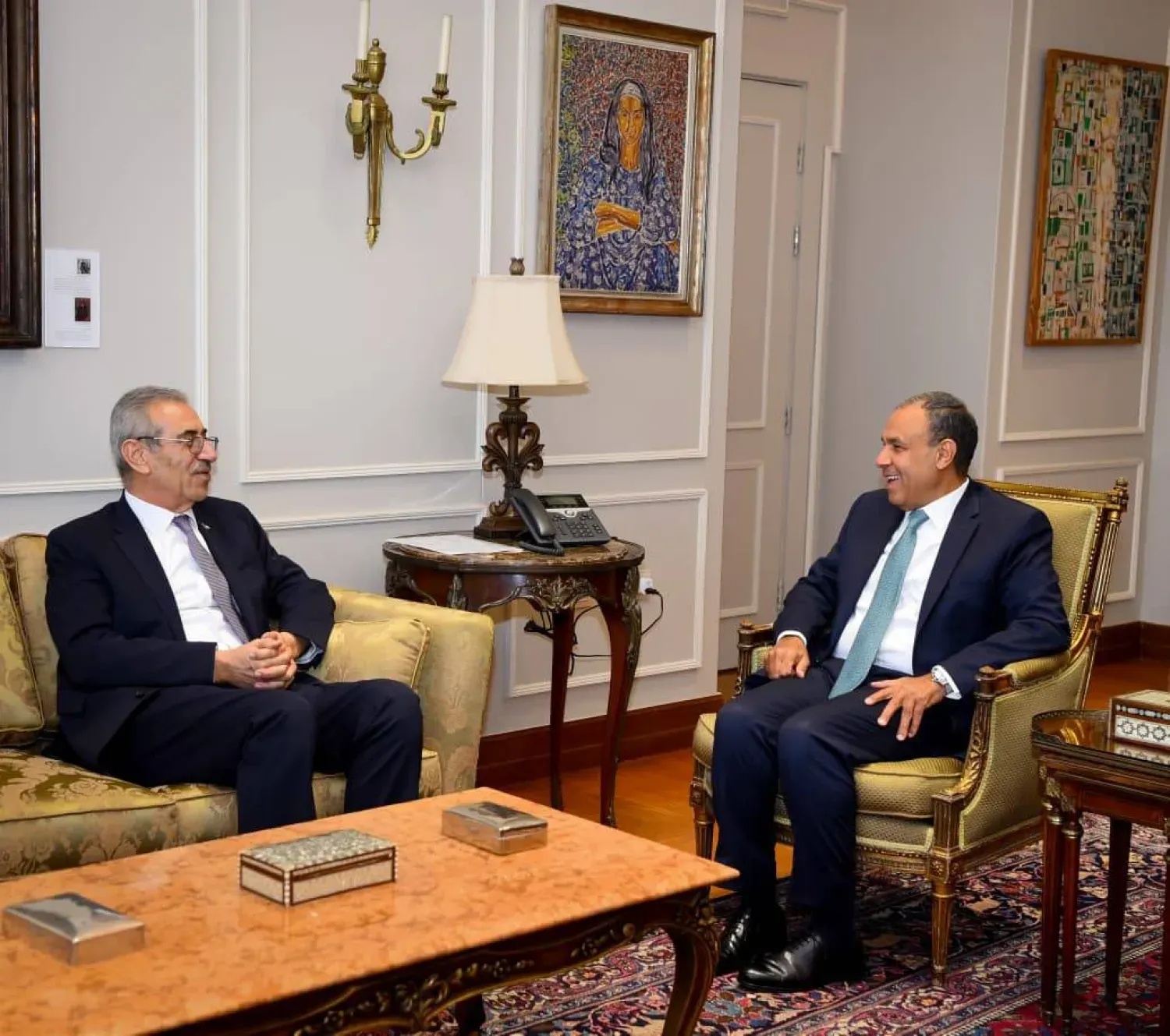 Mısır Dışişleri Bakanı, Gazze Ulusal Yönetim Komitesi Başkanı ile daha önceki bir görüşmesinde (Mısır Dışişleri Bakanlığı)