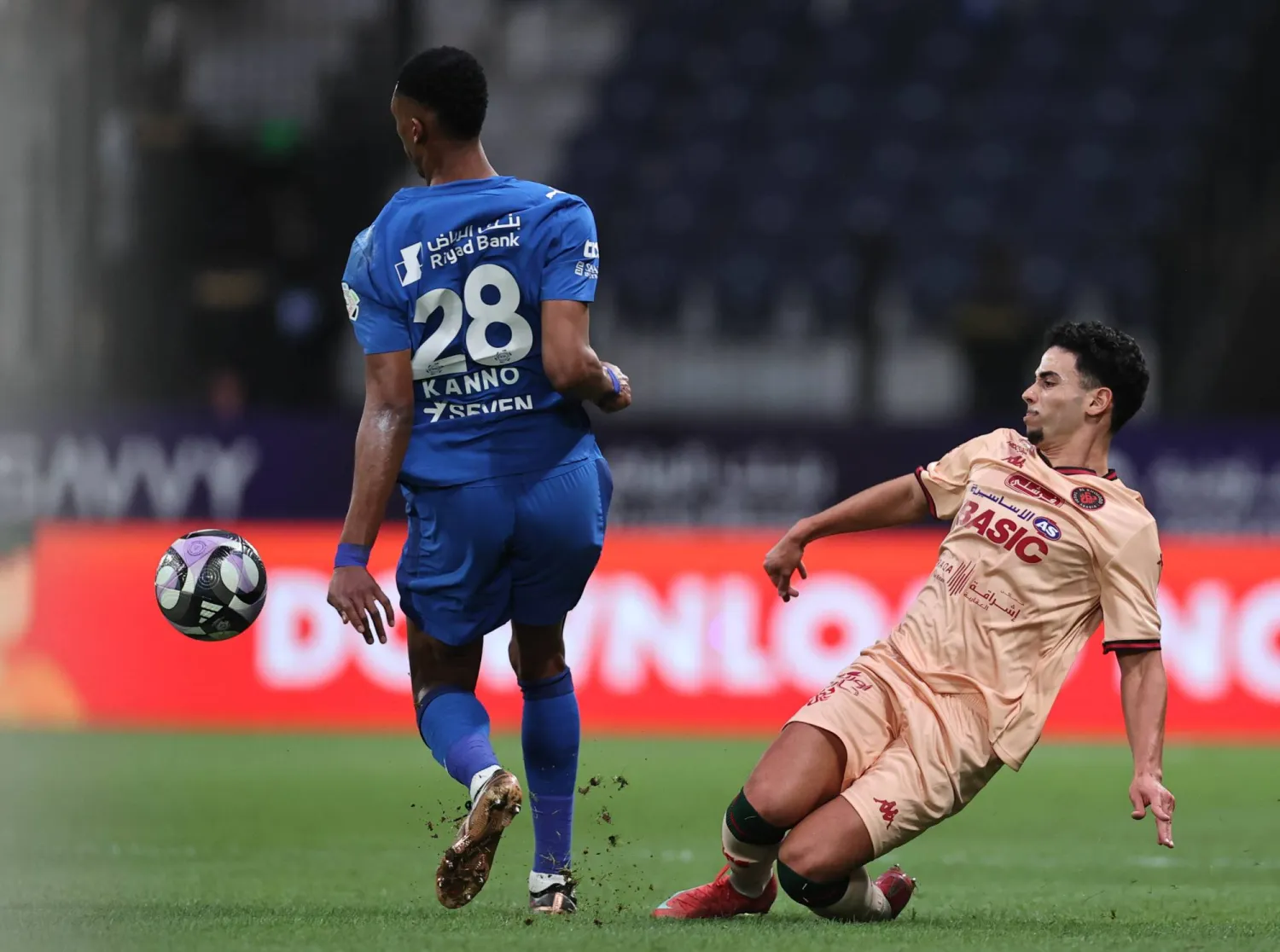 كنو خلال مشاركته الأخيرة أمام الخلود (تصوير: سعد العنزي)