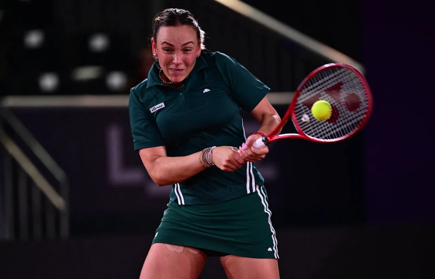 دونا فيكيتش خلال المواجهة مع كارولينا (رويترز)