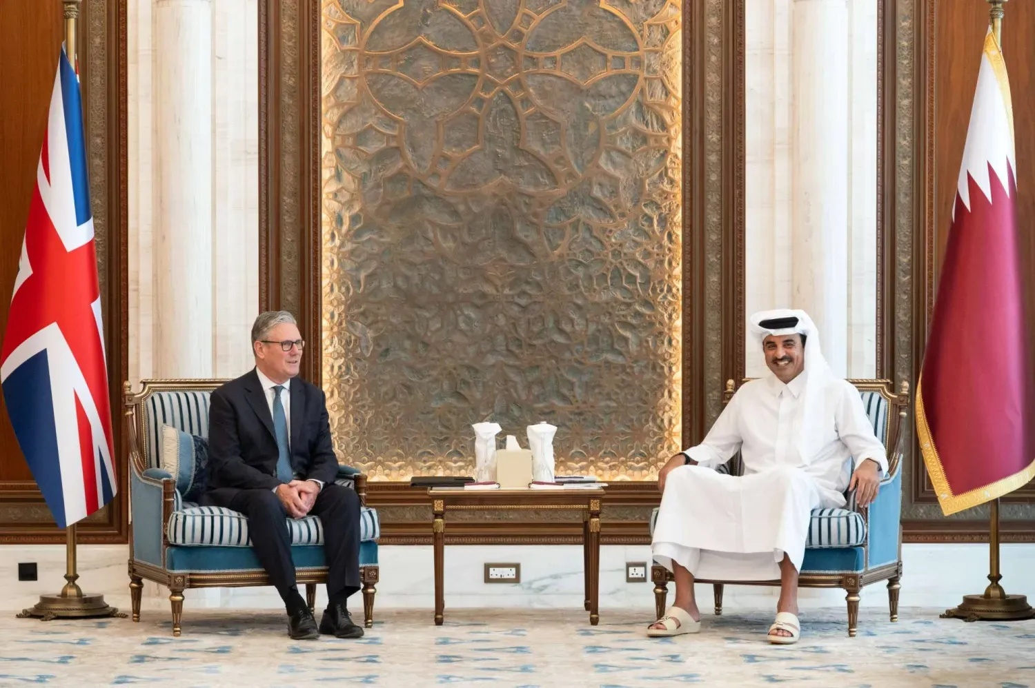 Katar Emiri Şeyh Tamim bin Hamad, dün Lusail Sarayı'nda İngiliz Başbakanı Keir Starmer ile bir araya geldi (QNA)