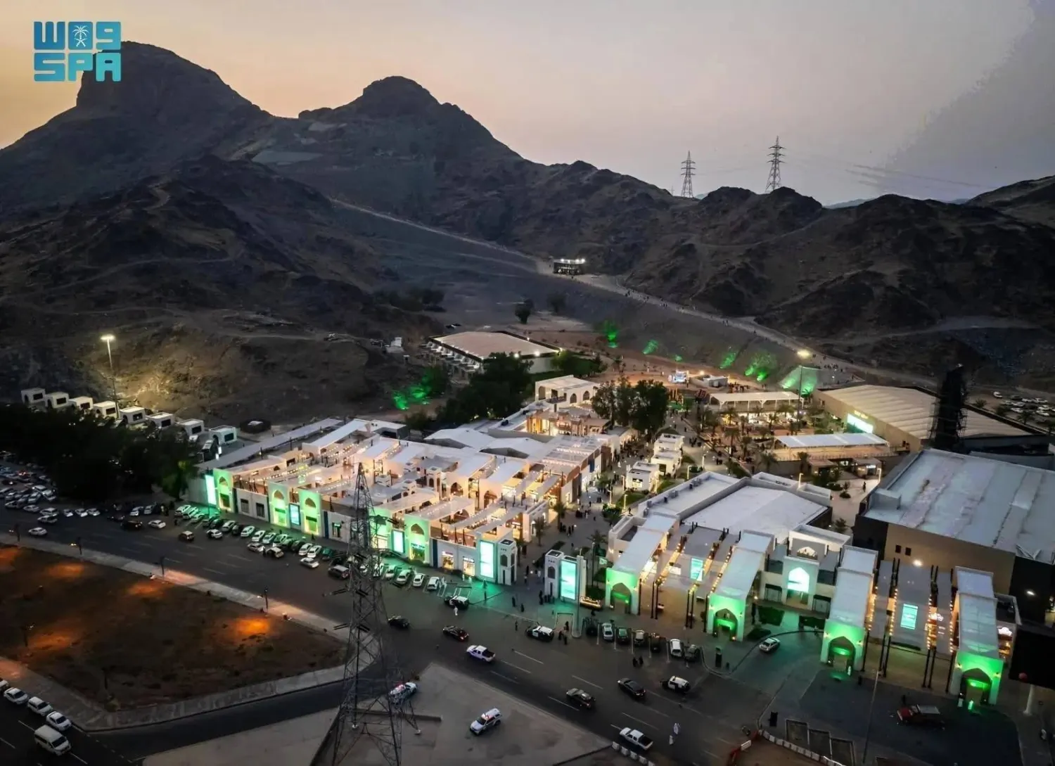 The Hira Cultural District in Makkah organized a literary symposium on Friday at Hira Café. (SPA)