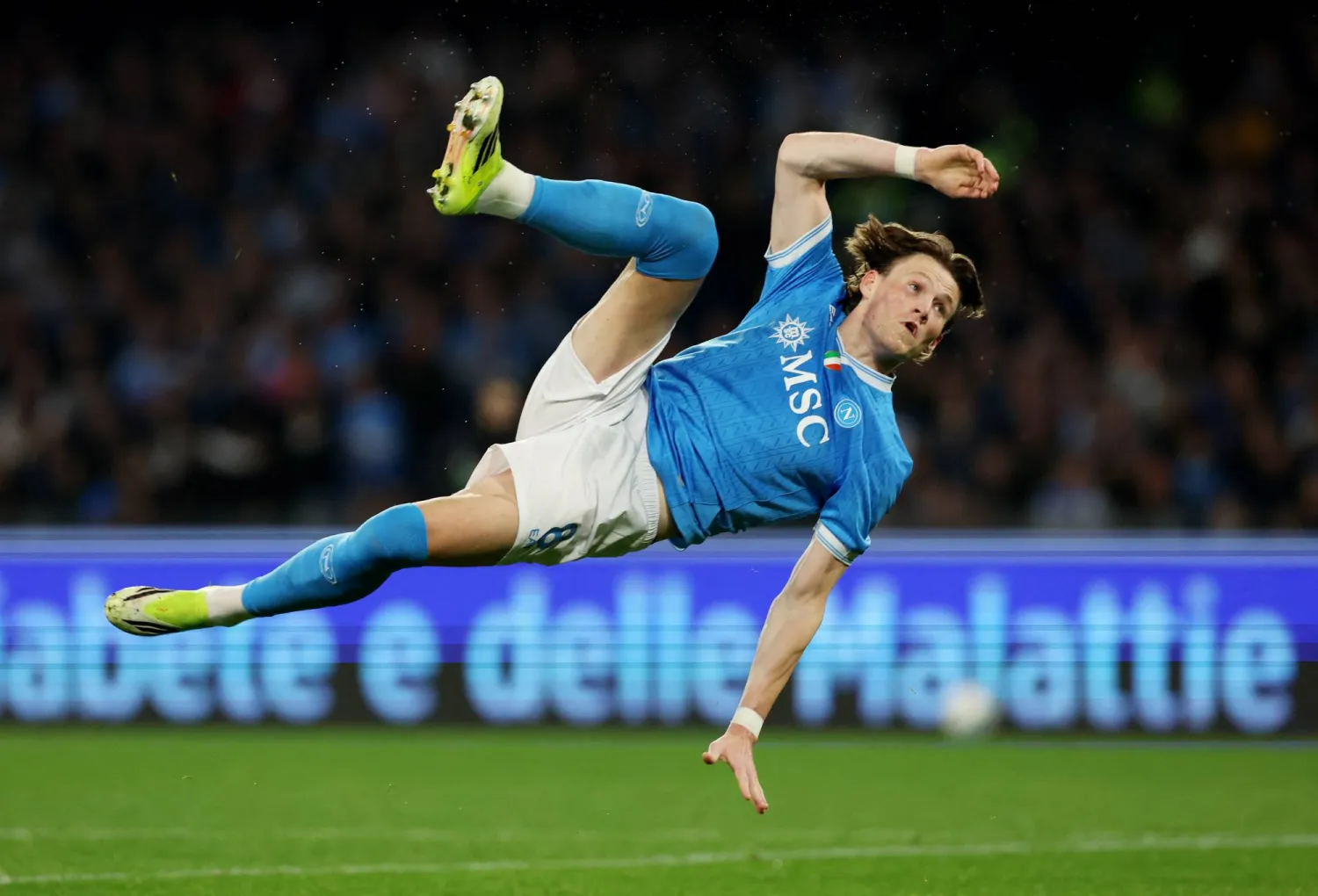 نجم نابولي الاسكوتلندي سكوت مكتوميناي (رويترز)