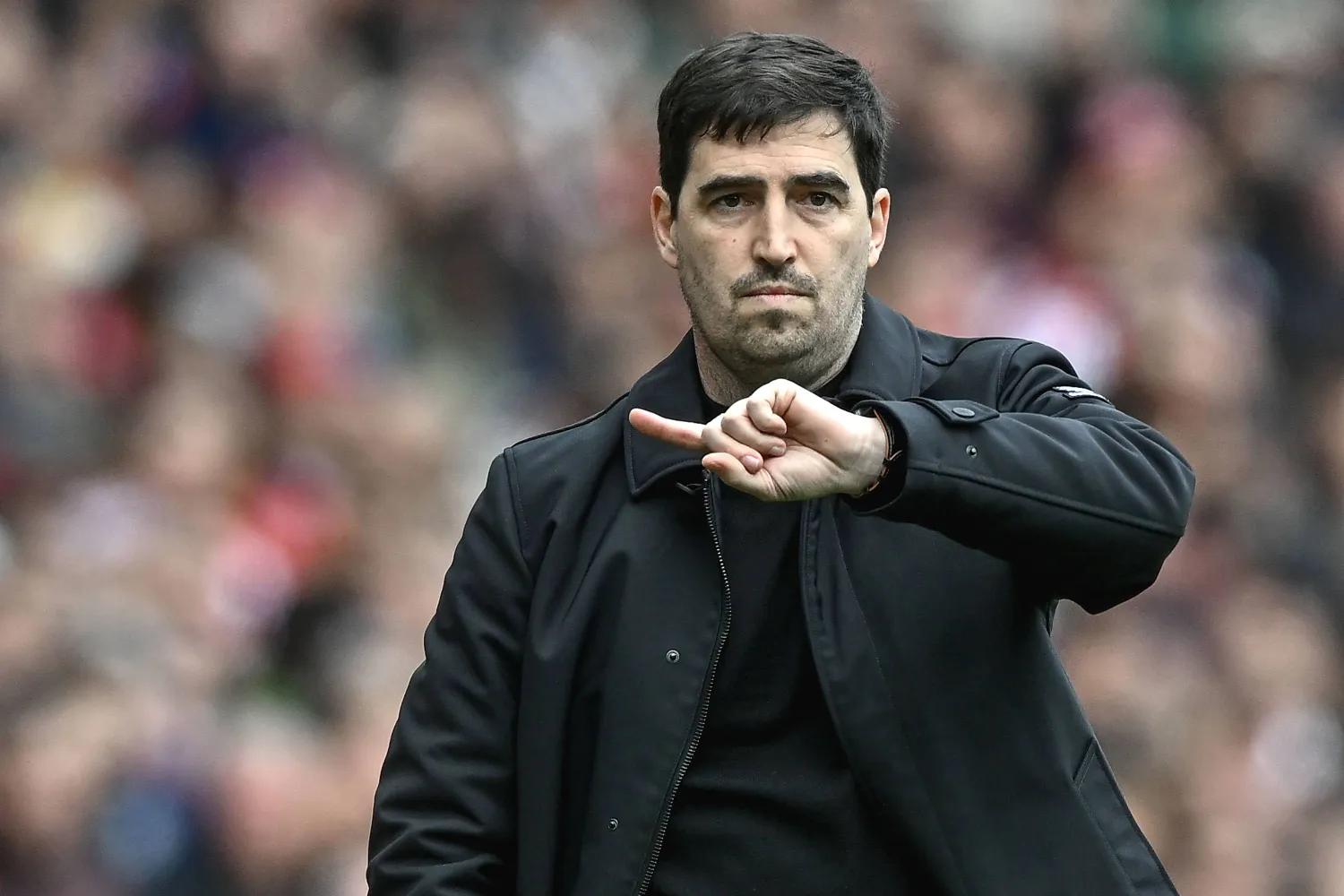 الإسباني آندوني إيراولا مدرب بورنموث (إ.ب.أ)