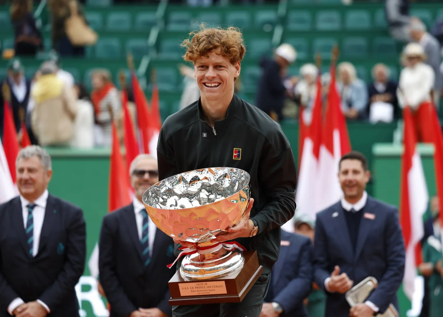 الإيطالي يانيك سينر بطل دورة مونت كارلو (إ.ب.أ)