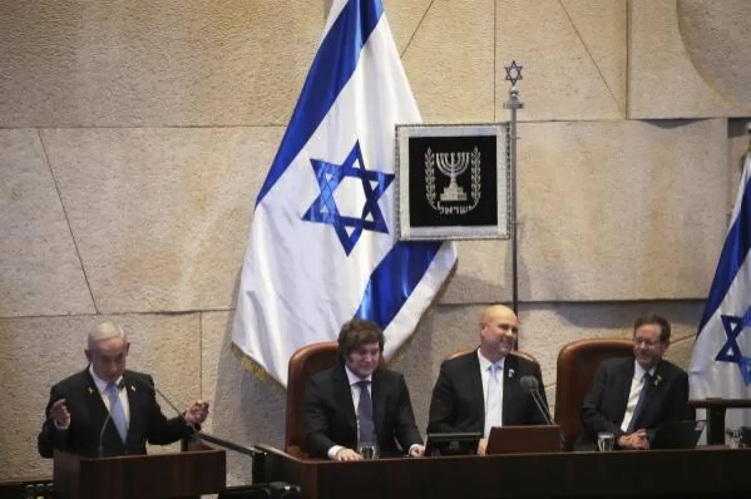 İsrail Başbakanı Netanyahu ve Cumhurbaşkanı Herzog Knesset'te (Arşiv - AP)