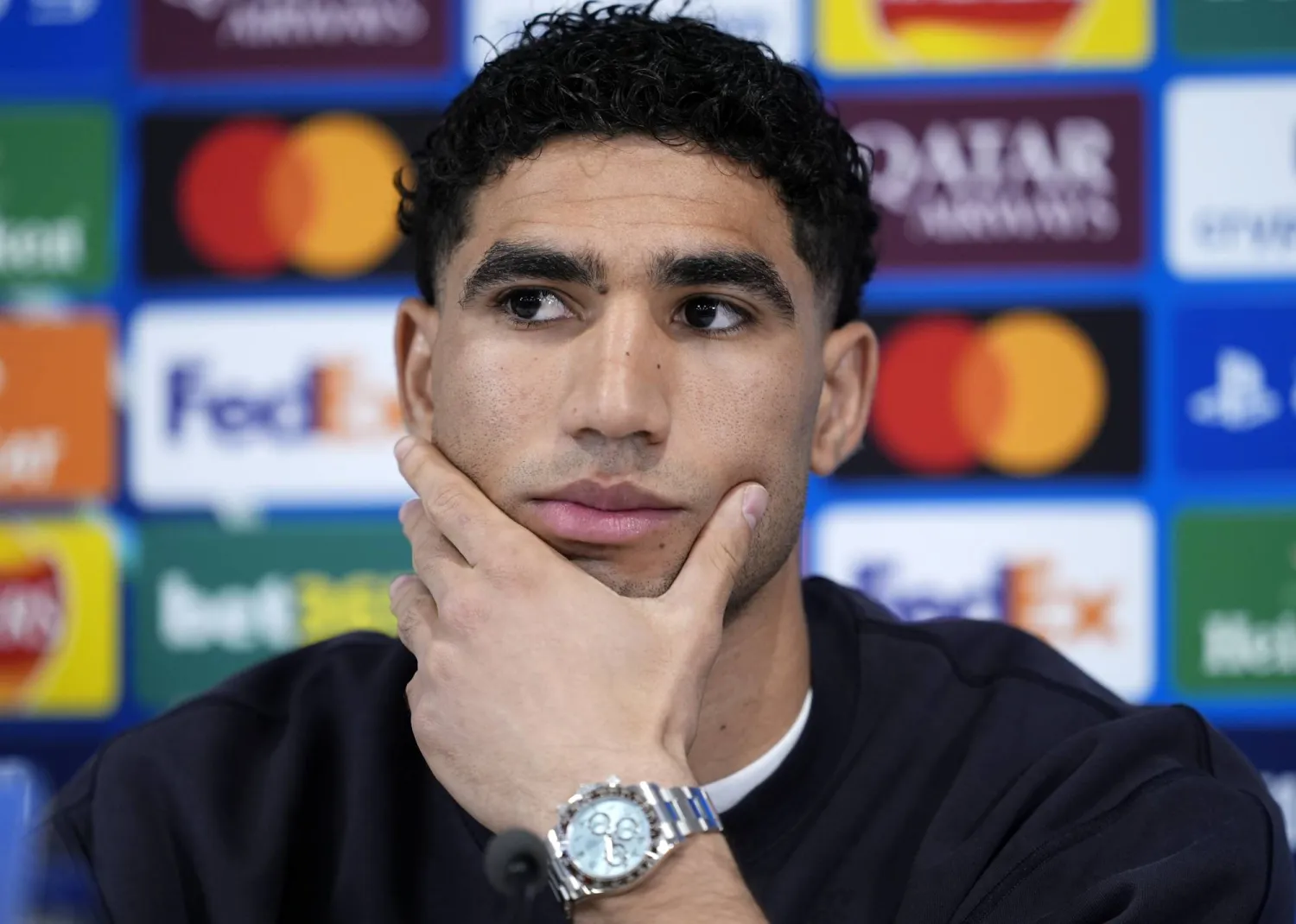 الظهير المغربي في باريس سان جيرمان أشرف حكيمي (د.ب.أ)