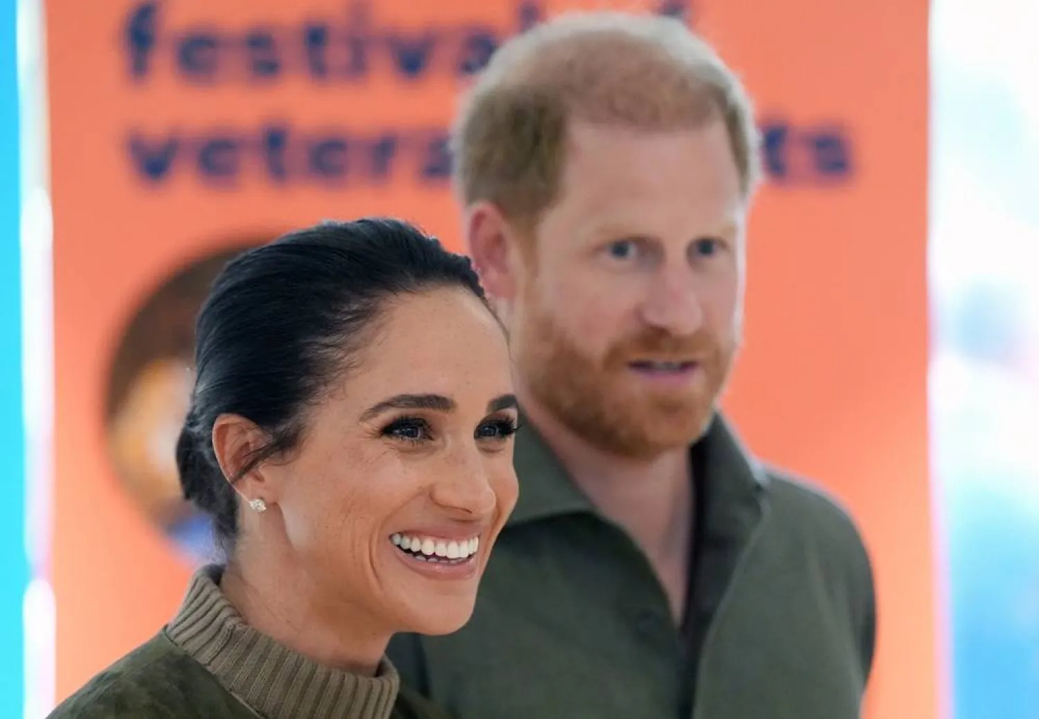  Prince Harry and Meghan Markle, the Duke and Duchess of Sussex, arrive at the Australian National Veterans Arts Museum (Anvam) in Southbank, Melbourne, Australia, Tuesday, April 14, 2026. (Jonathan Brady/Pool Photo via AP) 
