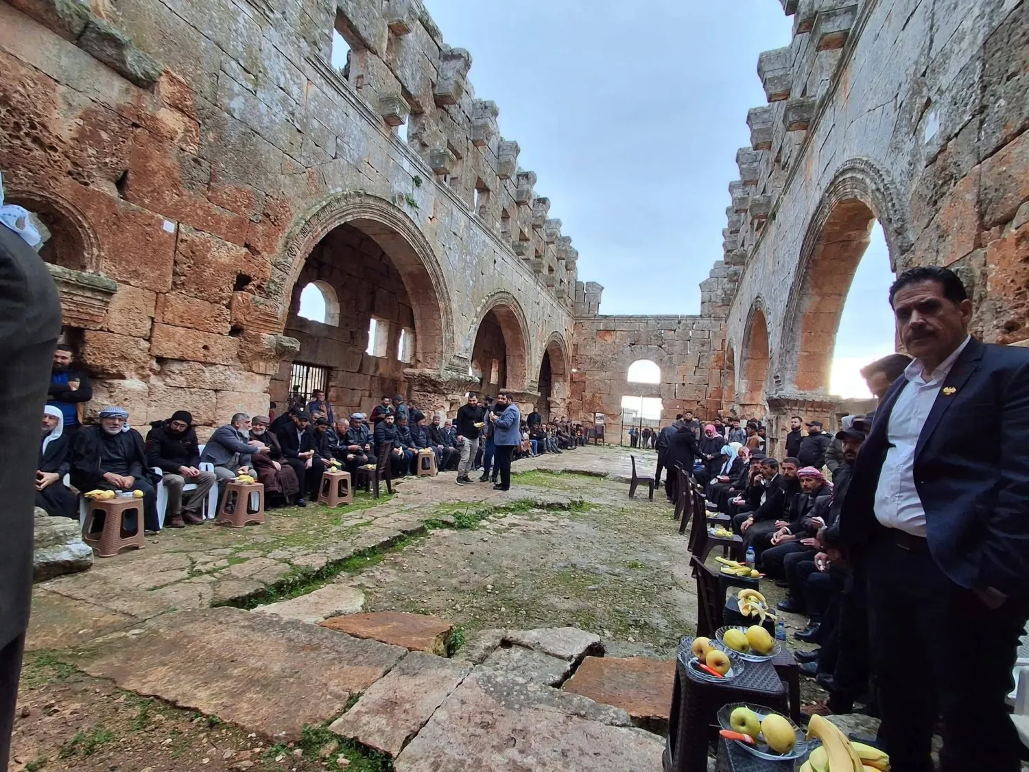 استقبال شعبي حافل لوفد السويداء في جبل السماق بين الأوابد الأثرية المميزة (حساب فيسبوك)